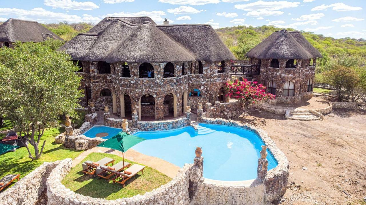 Eagle Tented Lodge & Spa Okaukuejo Zewnętrze zdjęcie