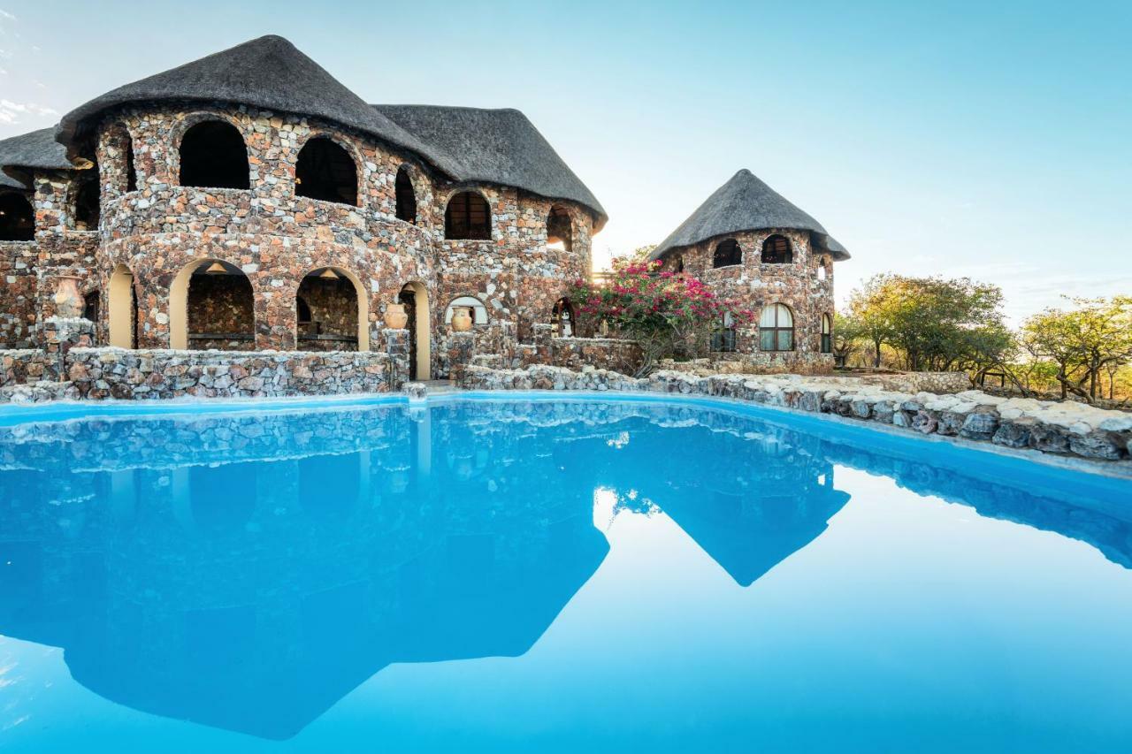 Eagle Tented Lodge & Spa Okaukuejo Zewnętrze zdjęcie