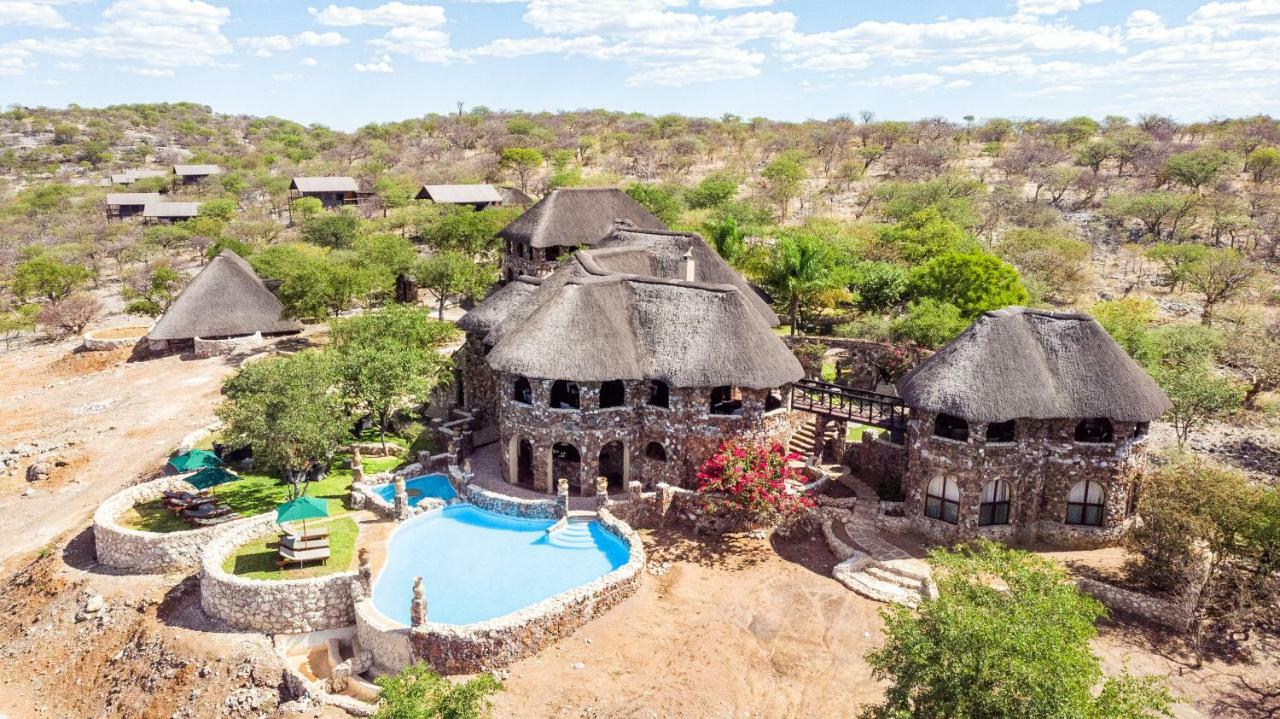 Eagle Tented Lodge & Spa Okaukuejo Zewnętrze zdjęcie