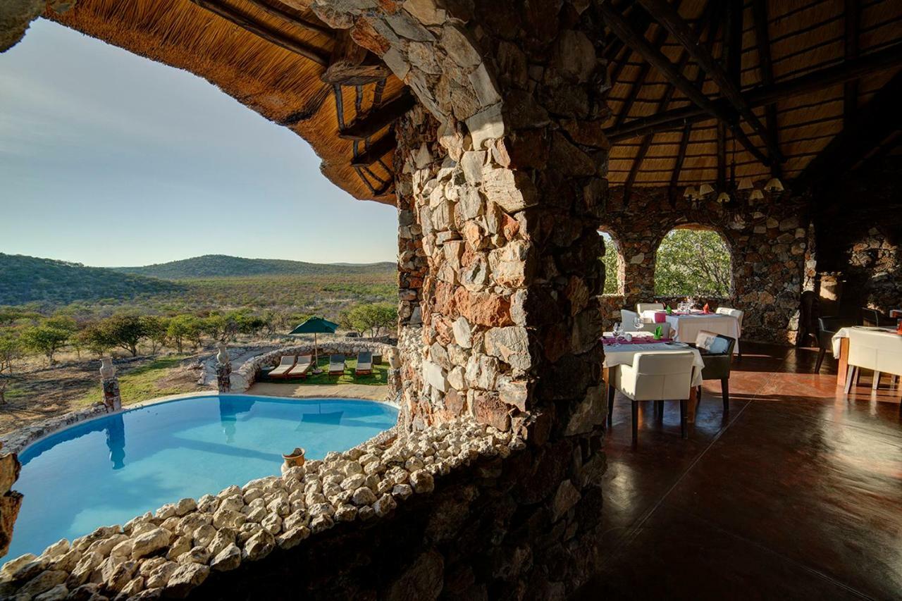 Eagle Tented Lodge & Spa Okaukuejo Zewnętrze zdjęcie