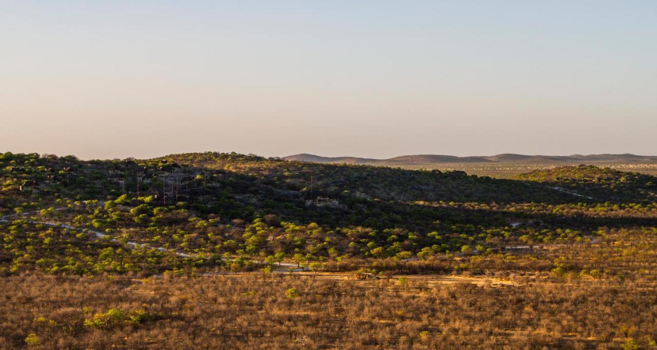 Eagle Tented Lodge & Spa Okaukuejo Zewnętrze zdjęcie